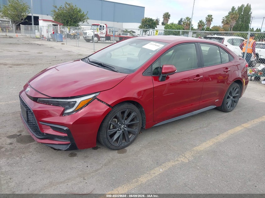 2024 Toyota Corolla VIN JTDBDMHE3RJ008573 IAAI salvage auction — LEFT FRONT, Salvage Title, sold $9,025 on 2026-07-27 (photo 2)