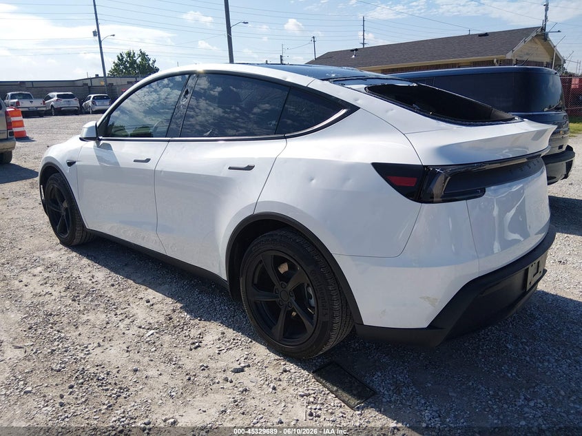 2026 Tesla Model y VIN 7SAYGDEE9TF405812 IAAI salvage auction — HAIL, Clear (Missouri), sold $26,000 on 2026-07-20 (photo 3)