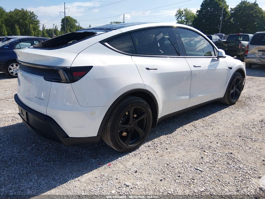 2026 Tesla Model y VIN 7SAYGDEE9TF405812 IAAI salvage auction — HAIL, Clear (Missouri), sold $26,000 on 2026-07-20 (photo 4)