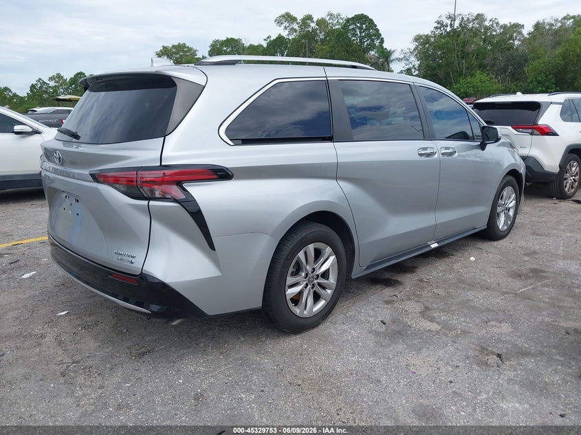 2022 Toyota Sienna VIN 5TDZRKEC3NS075758 IAAI salvage auction — FRONT END, Salvage Title, sold $15,650 on 2026-07-29 (photo 4)