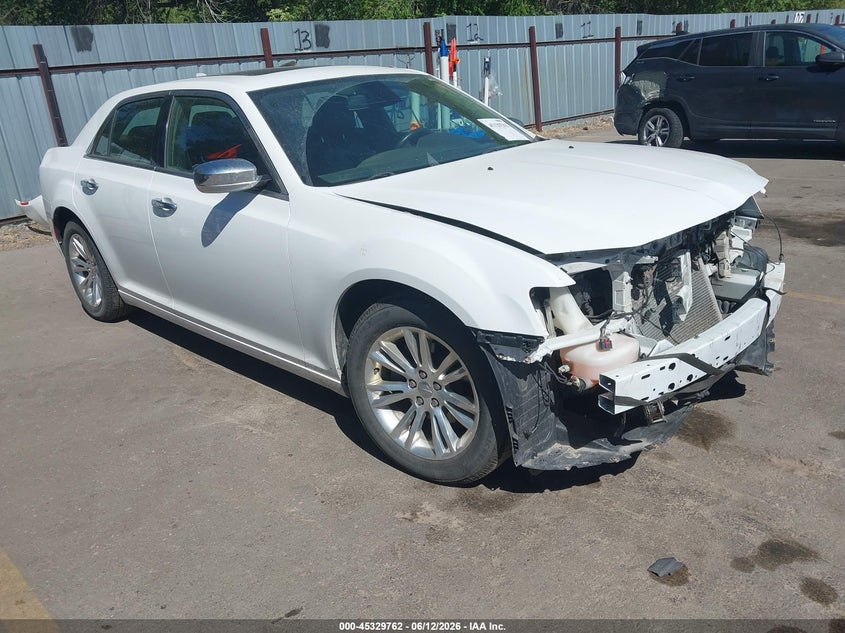 2017 Chrysler 300c VIN 2C3CCAEG0HH570589 — IAAI salvage auction photo