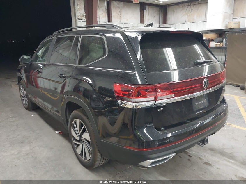 2024 Volkswagen Atlas VIN 1V2HR2CA4RC575799 IAAI salvage auction — RIGHT SIDE, Salvage (Arizona), sold $7,900 on 2026-07-28 (photo 3)