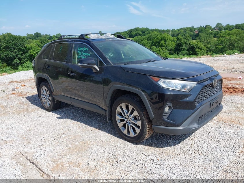 2019 Toyota Rav 4 VIN JTMA1RFV8KD041206 IAAI salvage auction — HAIL, Salvage Title, sold $10,000 on 2026-07-30 (photo 1)
