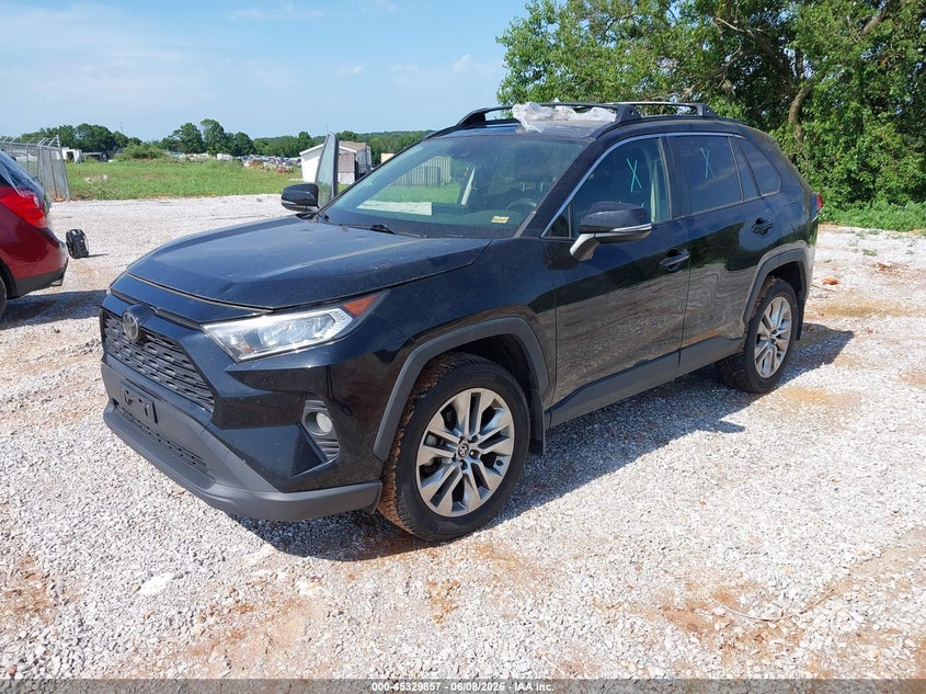 2019 Toyota Rav 4 VIN JTMA1RFV8KD041206 IAAI salvage auction — HAIL, Salvage Title, sold $10,000 on 2026-07-30 (photo 2)
