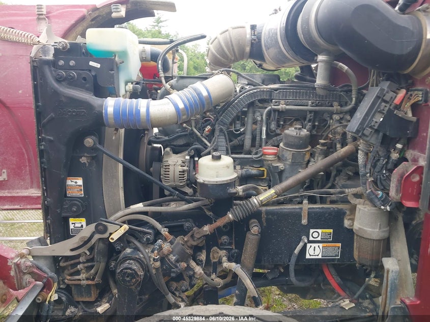 2016 Peterbilt 365 VIN 1NPSXPEX7GD362017 IAAI salvage auction — FRONT END, Clear (Pennsylvania), sold $17,550 on 2026-07-29 (photo 9)