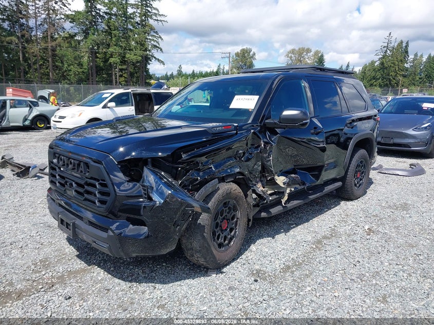 2025 Toyota Sequoia VIN 7SVAAABA3SX070282 IAAI salvage auction — SIDE, Bill Of Sale (Washington), sold $16,600 on 2026-07-22 (photo 2)
