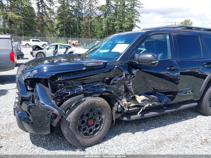 2025 Toyota Sequoia VIN 7SVAAABA3SX070282 IAAI salvage auction — SIDE, Bill Of Sale (Washington), sold $16,600 on 2026-07-22 (photo 6)