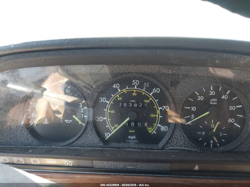 1982 Mercedes-benz 300 VIN WDBCB20A7CB024699 IAAI salvage auction — FRONT END, Salvage (California), sold $250 on 2026-07-29 (photo 7)
