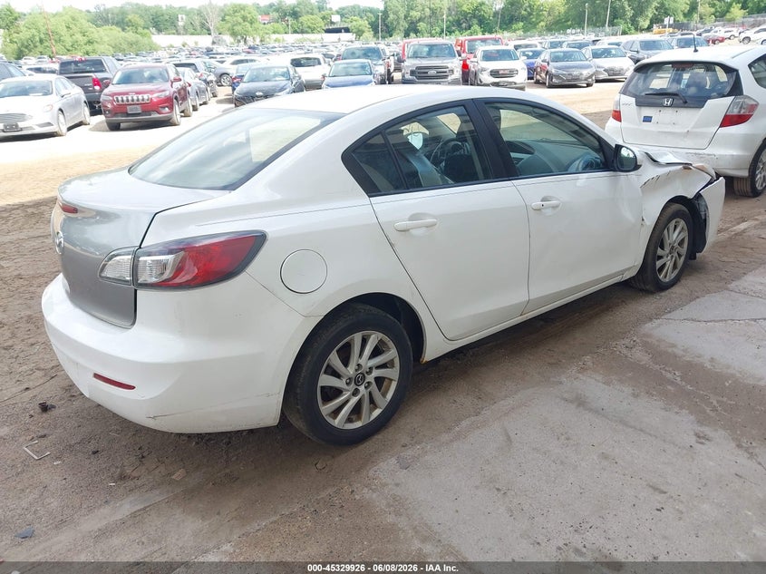 2013 Mazda 3 VIN JM1BL1V79D1743204 IAAI salvage auction — NORMAL WEAR, Clear (Minnesota), sold $250 on 2026-07-08 (photo 4)