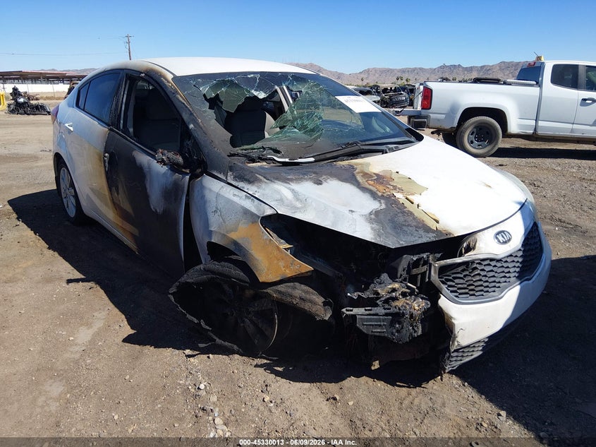 2014 Kia Forte VIN KNAFX4A89E5213022 IAAI salvage auction — EXTERIOR BURN, Salvage Title, sold $325 on 2026-07-14 (photo 6)