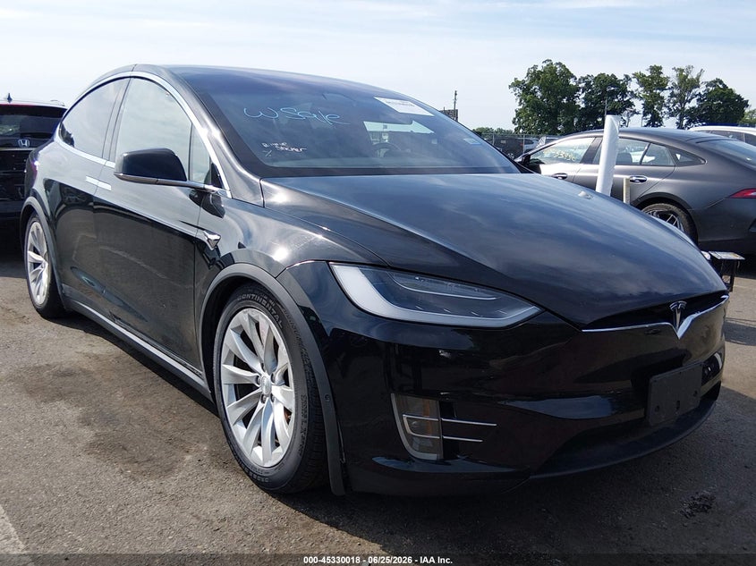 2018 Tesla Model x VIN 5YJXCDE28JF139688 IAAI salvage auction — RIGHT SIDE, Clear (Montana), sold $10,825 on 2026-07-30 (photo 1)