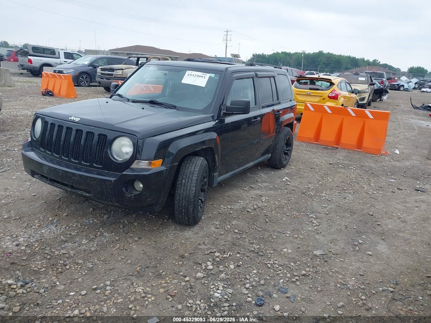 2010 Jeep Patriot VIN 1J4NT2GB7AD506722 IAAI salvage auction — NORMAL WEAR, Clear-Endorsement (Wisconsin), sold $350 on 2026-07-09 (photo 2)