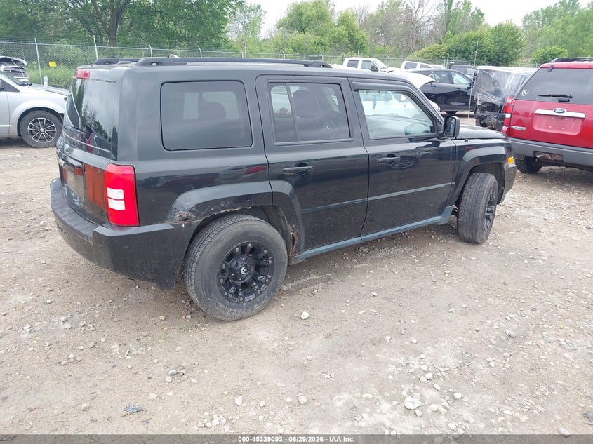 2010 Jeep Patriot VIN 1J4NT2GB7AD506722 IAAI salvage auction — NORMAL WEAR, Clear-Endorsement (Wisconsin), sold $350 on 2026-07-09 (photo 4)