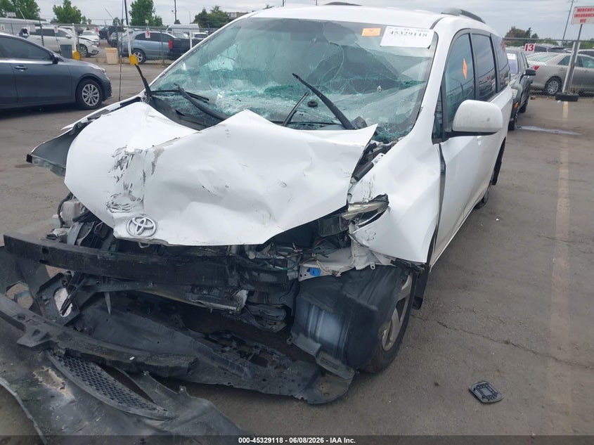 2013 Toyota Sienna VIN 5TDKK3DCXDS335696 IAAI salvage auction — FRONT END, Salvage Title, sold $1,000 on 2026-07-08 (photo 2)