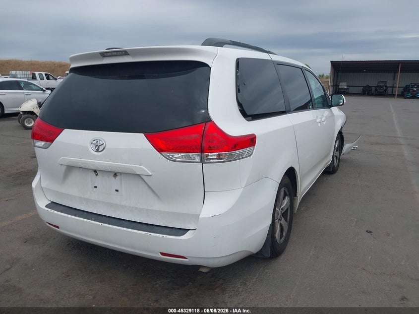 2013 Toyota Sienna VIN 5TDKK3DCXDS335696 IAAI salvage auction — FRONT END, Salvage Title, sold $1,000 on 2026-07-08 (photo 4)