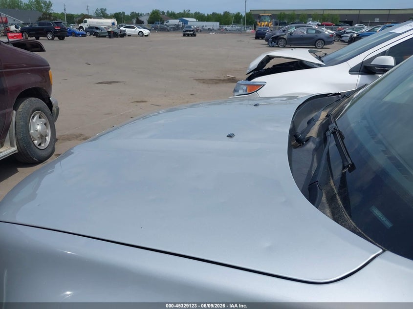 2020 Jeep Renegade VIN ZACNJBBB4LPL29602 IAAI salvage auction — HAIL, Salvage Title, sold $375 on 2026-07-28 (photo 6)