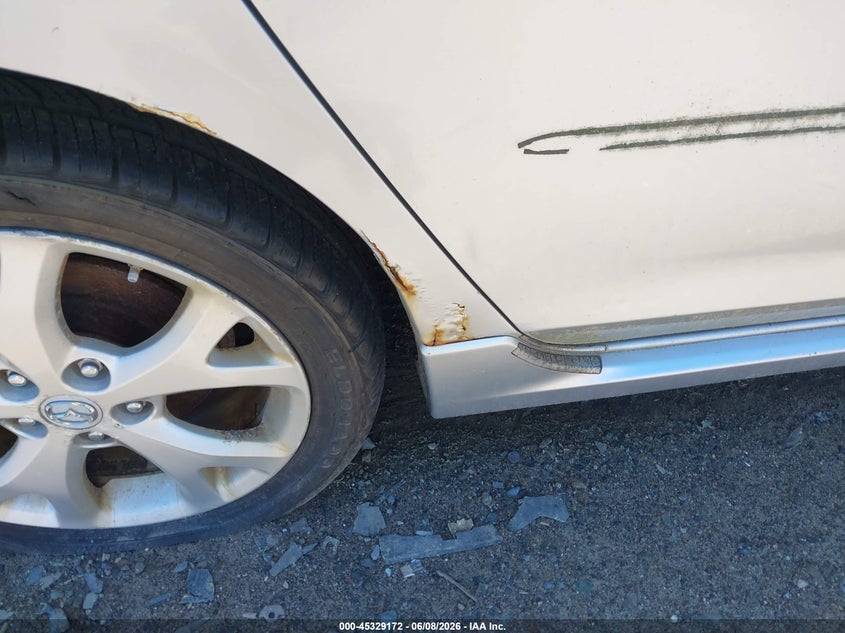 2008 Mazda 3 VIN JM1BK324081110184 IAAI salvage auction — NORMAL WEAR, Clear (Massachusetts), sold $400 on 2026-07-14 (photo 6)