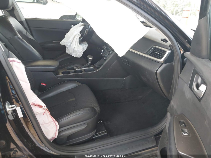 2019 Kia Optima VIN 5XXGT4L38KG287043 IAAI salvage auction — RIGHT REAR, Salvage Title, sold $1,850 on 2026-07-08 (photo 5)