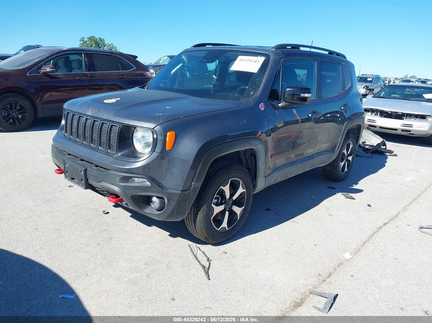 2022 Jeep Renegade VIN ZACNJDC11NPN71333 IAAI salvage auction — VANDALISM, Salvage (Iowa), sold $525 on 2026-07-28 (photo 2)