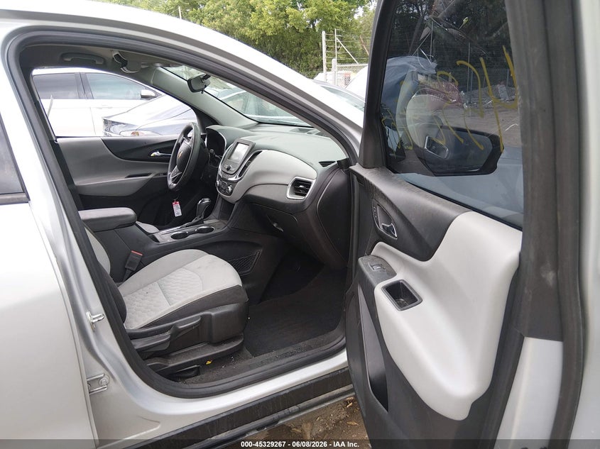 2018 Chevrolet Equinox VIN 2GNAXHEVXJ6249229 IAAI salvage auction — LEFT SIDE, Salvage Title, sold $1,550 on 2026-07-19 (photo 5)