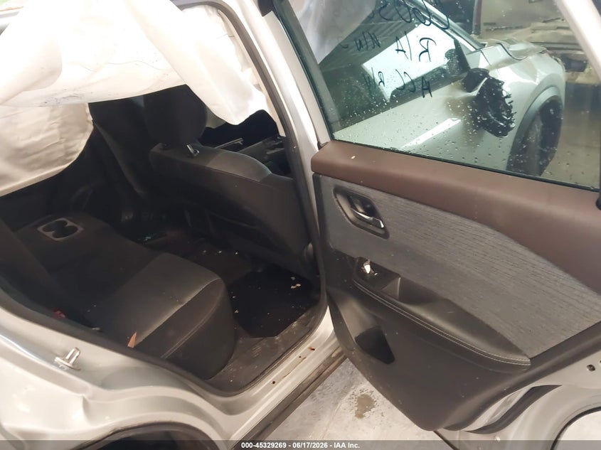 2023 Nissan Rogue VIN JN8BT3BA3PW424758 IAAI salvage auction — ROLLOVER, Salvage (Texas), sold $2,925 on 2026-07-08 (photo 8)