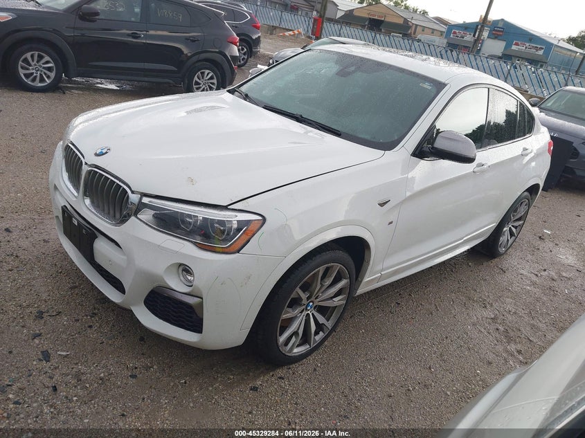 2018 BMW X4 VIN 5UXXW7C58J0W65001 IAAI salvage auction — RIGHT FRONT, Salvage (Illinois), sold $5,200 on 2026-07-24 (photo 2)