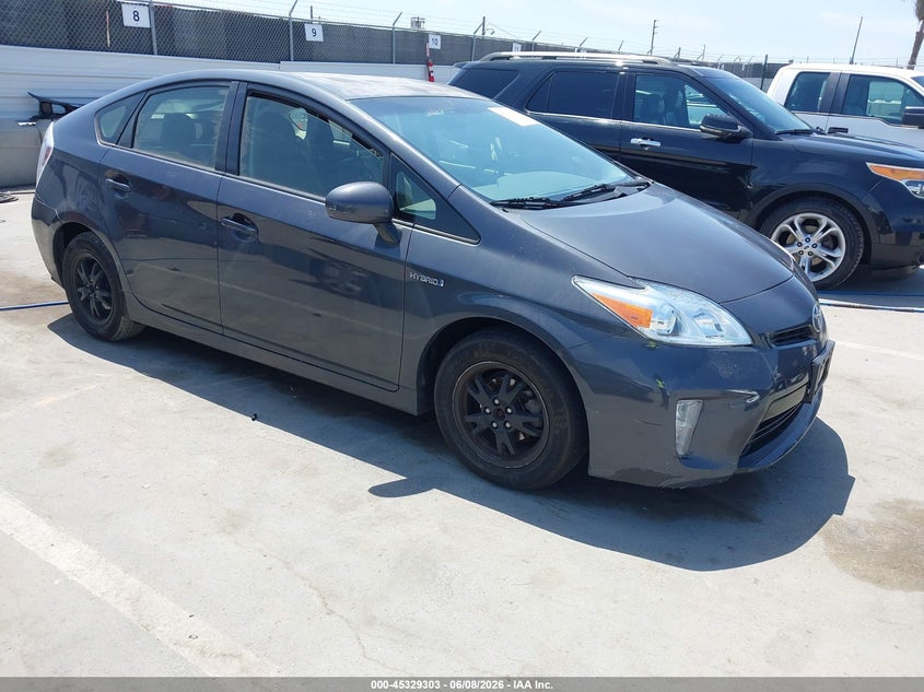 2014 Toyota Prius VIN JTDKN3DU5E1754375 IAAI salvage auction — REAR END, Salvage (California), sold $2,850 on 2026-07-22 (photo 1)