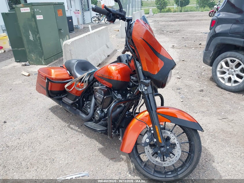 2019 Harley-davidson Street glide VIN 1HD1KRP13KB626374 IAAI salvage auction — LEFT FRONT, Salvage (North Dakota), sold $9,800 on 2026-07-16 (photo 1)