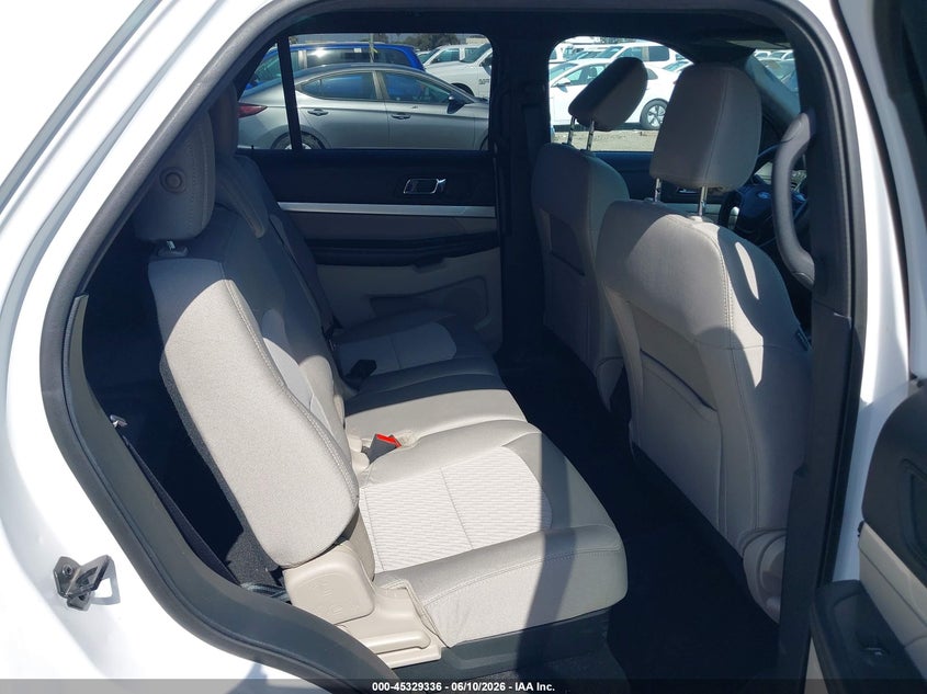 2018 Ford Explorer VIN 1FM5K8BH7JGC45299 IAAI salvage auction — NORMAL WEAR, Sf97 (California), sold $8,400 on 2026-07-28 (photo 8)