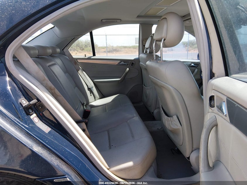 2005 Mercedes-benz C-klasse VIN WDBRF40J05F680751 IAAI salvage auction — LEFT FRONT, Salvage (Texas), sold $400 on 2026-07-08 (photo 8)