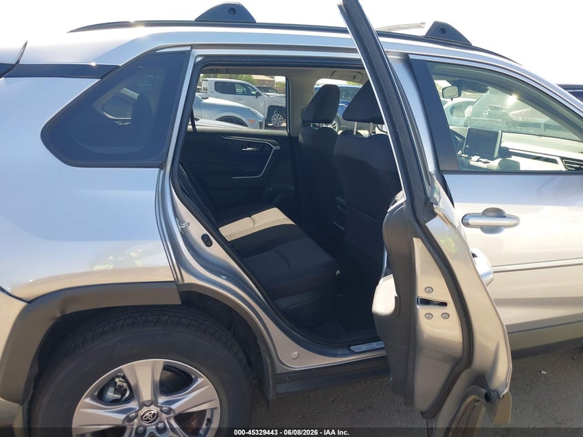 2025 Toyota Rav 4 VIN JTMRWRFV1SJ081147 IAAI salvage auction — REAR END, Salvage Title, sold $13,900 on 2026-07-21 (photo 8)