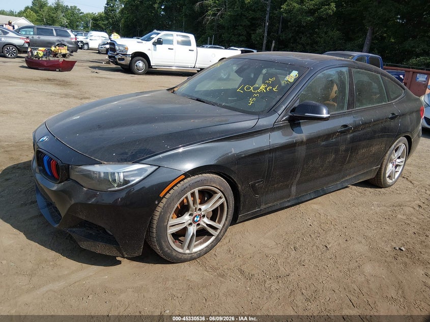 2017 BMW 3er VIN WBA8Y3C58HG450709 IAAI salvage auction — NORMAL WEAR, Clear (Maryland), sold $2,700 on 2026-07-15 (photo 2)