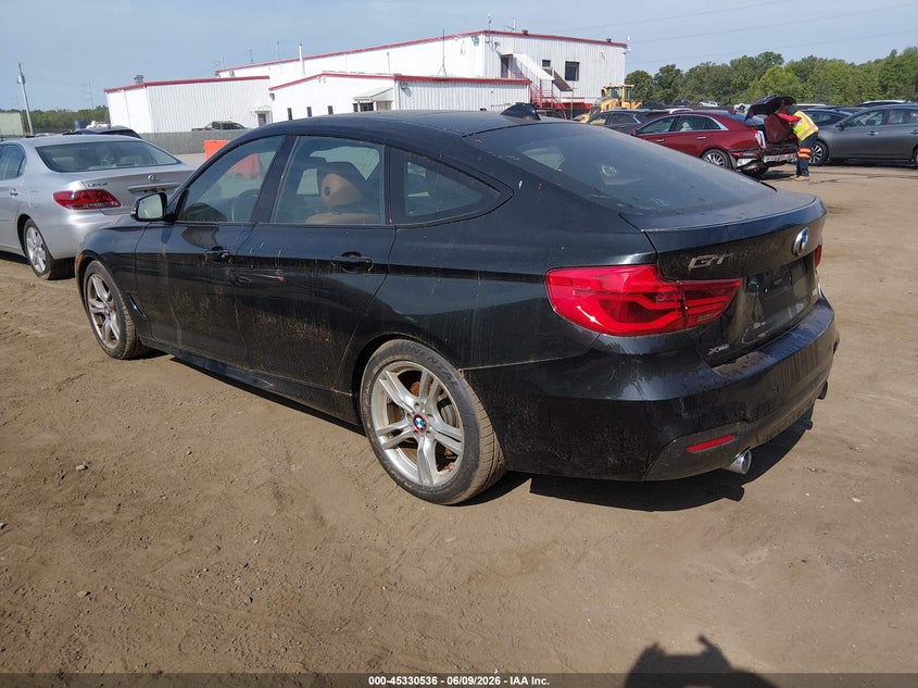2017 BMW 3er VIN WBA8Y3C58HG450709 IAAI salvage auction — NORMAL WEAR, Clear (Maryland), sold $2,700 on 2026-07-15 (photo 3)