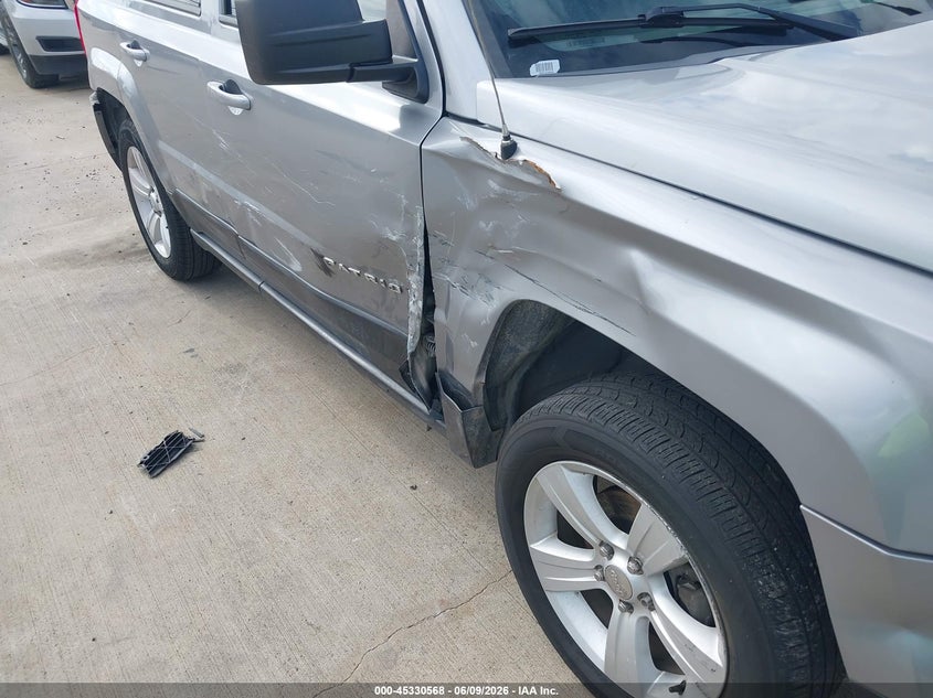 2016 Jeep Liberty (patriot) VIN 1C4NJPFA0GD640451 IAAI salvage auction — SIDE, Original (Texas), sold $1,100 on 2026-07-24 (photo 6)