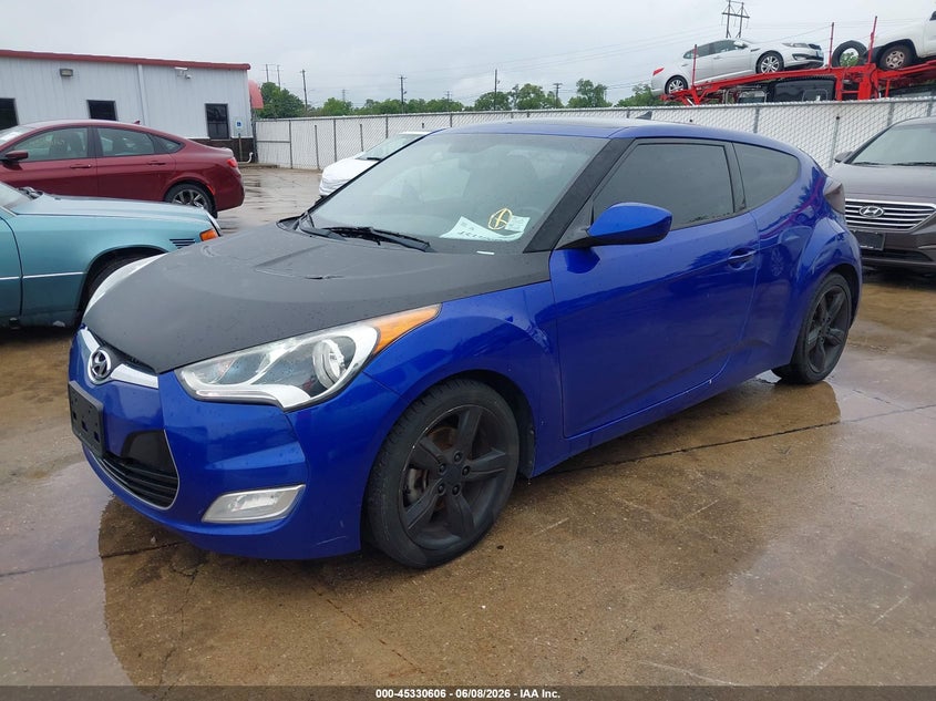 2014 Hyundai Veloster VIN KMHTC6AD3EU212363 IAAI salvage auction — NORMAL WEAR, Clear (Missouri), sold $400 on 2026-07-21 (photo 2)