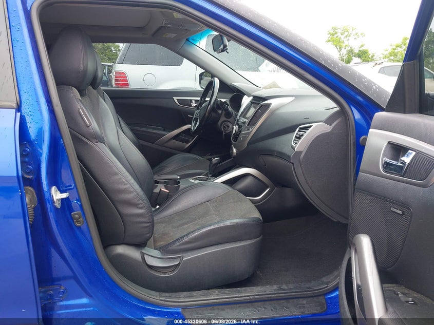 2014 Hyundai Veloster VIN KMHTC6AD3EU212363 IAAI salvage auction — NORMAL WEAR, Clear (Missouri), sold $400 on 2026-07-21 (photo 5)