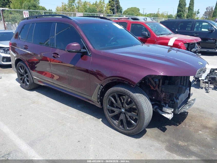 2021 BMW X7 VIN 5UXCW2C07M9G93011 — IAAI salvage auction photo