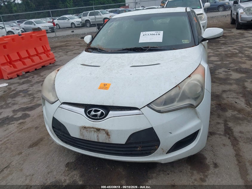 2012 Hyundai Veloster VIN KMHTC6AD9CU039767 IAAI salvage auction — NORMAL WEAR, Clear (Virginia), sold $300 on 2026-07-10 (photo 6)