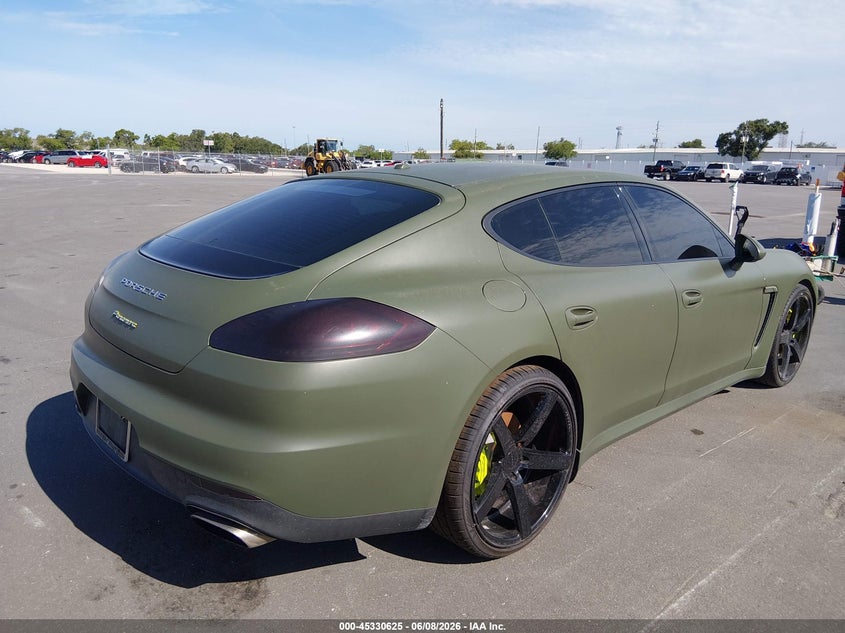 2015 Porsche Panamera VIN WP0AA2A71FL001495 IAAI salvage auction — NORMAL WEAR, Clear (Florida), sold $3,050 on 2026-07-06 (photo 4)