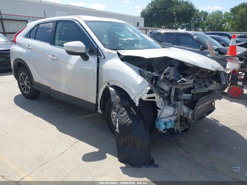 2020 Mitsubishi Eclipse cross VIN JA4AT3AA7LZ012841 IAAI salvage auction — RIGHT FRONT, Salvage Title, sold $1,175 on 2026-07-07 (photo 1)