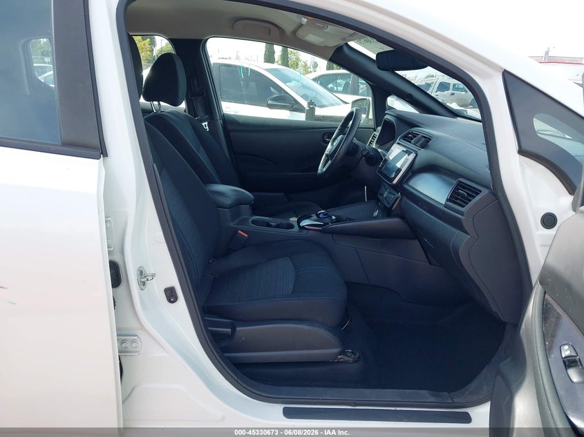 2022 Nissan Leaf VIN 1N4AZ1CV2NC563537 IAAI salvage auction — FRONT END, Salvage Title, sold $2,500 on 2026-07-11 (photo 5)