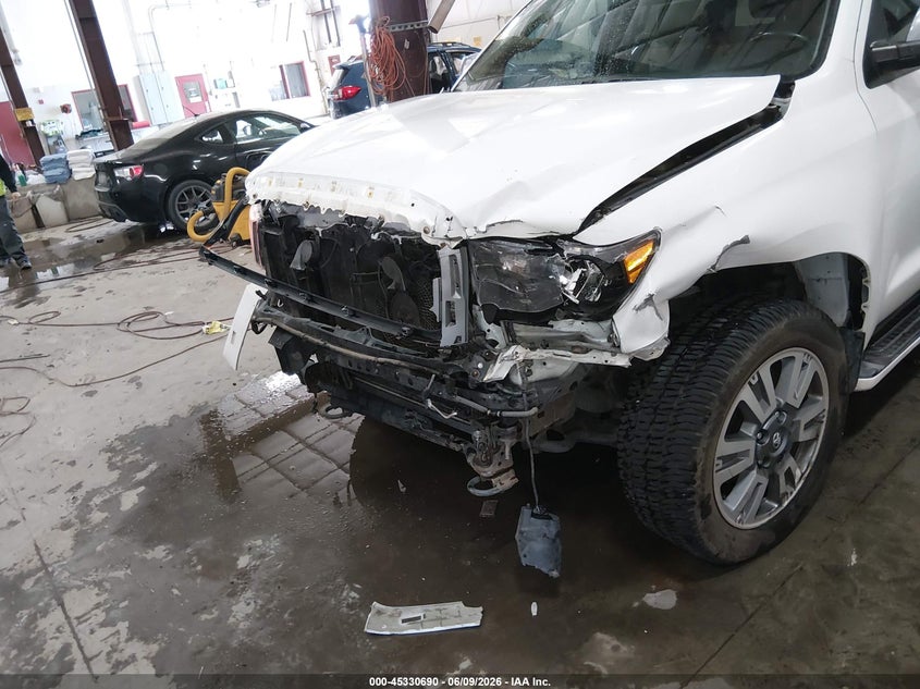 2008 Toyota Sequoia VIN 5TDBY68A18S012328 IAAI salvage auction — FRONT END, Salvage (Idaho), sold $25 on 2026-07-24 (photo 6)