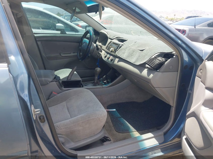 2002 Toyota Camry VIN JTDBE32K220069270 IAAI salvage auction — NORMAL WEAR, Clear-Dealer Only (Arizona), sold $250 on 2026-07-21 (photo 5)