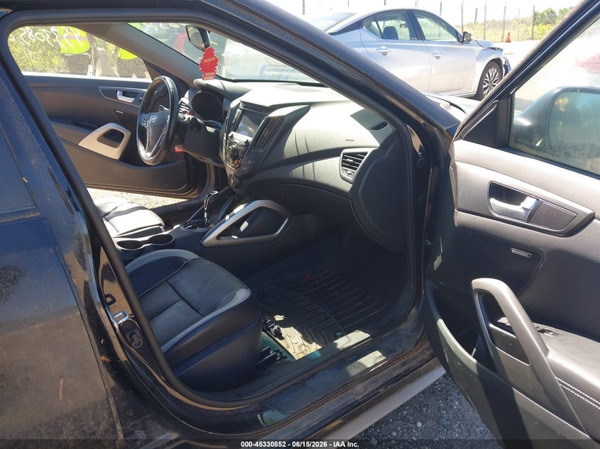 2015 Hyundai Veloster VIN KMHTC6AE5FU234441 IAAI salvage auction — NORMAL WEAR, Clear-Endorsement (Wisconsin), sold $400 on 2026-07-14 (photo 5)