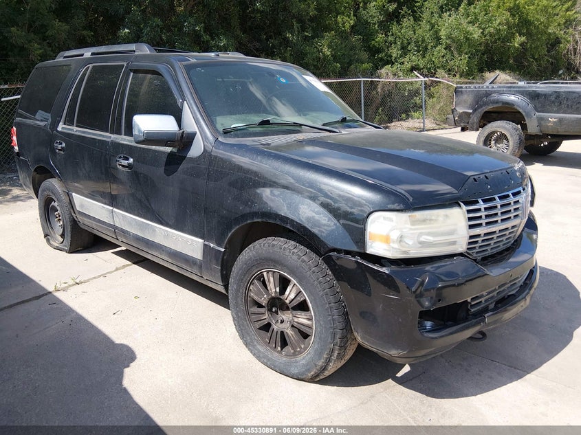 2013 Lincoln Navigator VIN 5LMJJ2H56DEL03752 IAAI salvage auction — NORMAL WEAR, Salvage Title, sold $550 on 2026-07-29 (photo 1)
