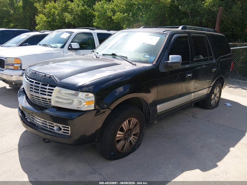 2013 Lincoln Navigator VIN 5LMJJ2H56DEL03752 IAAI salvage auction — NORMAL WEAR, Salvage Title, sold $550 on 2026-07-29 (photo 2)
