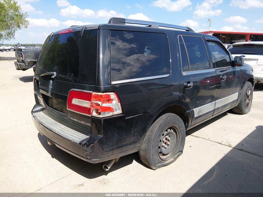 2013 Lincoln Navigator VIN 5LMJJ2H56DEL03752 IAAI salvage auction — NORMAL WEAR, Salvage Title, sold $550 on 2026-07-29 (photo 4)
