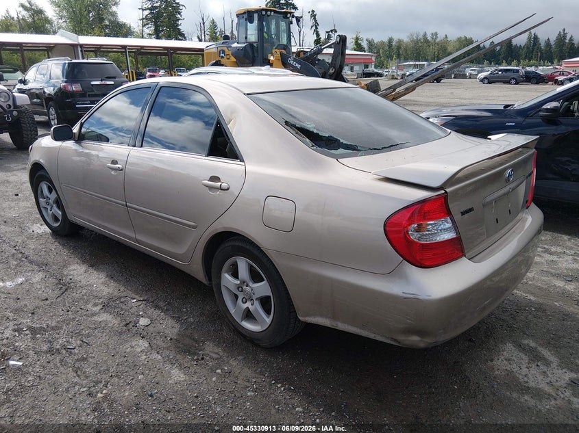 2002 Toyota Camry VIN JTDBF30K620018032 IAAI salvage auction — NORMAL WEAR, Clear (Washington), sold $400 on 2026-07-15 (photo 3)