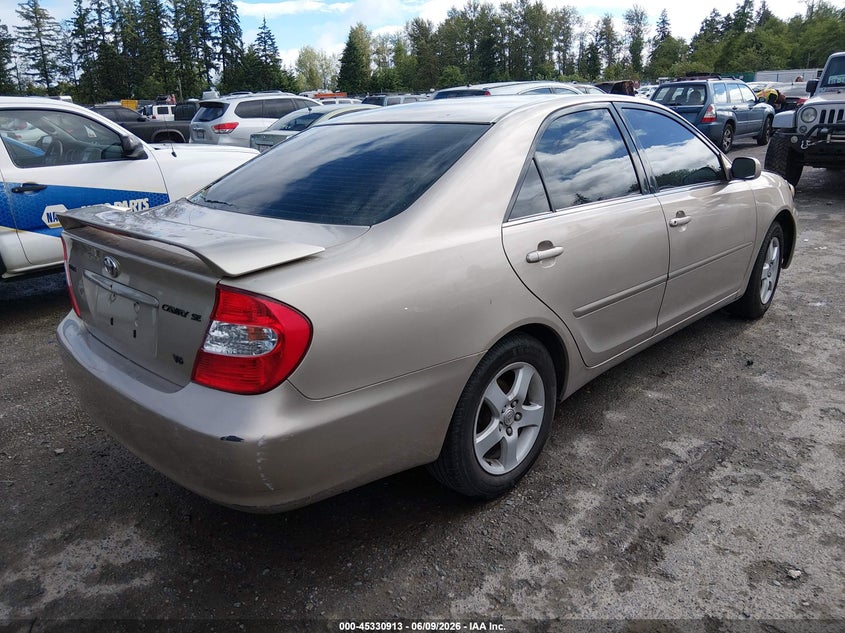 2002 Toyota Camry VIN JTDBF30K620018032 IAAI salvage auction — NORMAL WEAR, Clear (Washington), sold $400 on 2026-07-15 (photo 4)