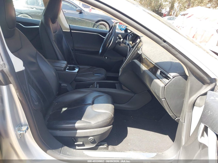 2014 Tesla Model s VIN 5YJSA1S15EFP60466 IAAI salvage auction — REAR END, Salvage Title, sold $1,625 on 2026-07-14 (photo 5)